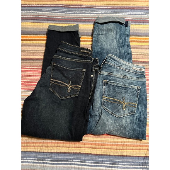 Denizen from Levi's Low Rise Boyfriend Jeans Distressed Denim Bundle Lot - Picture 1 of 7